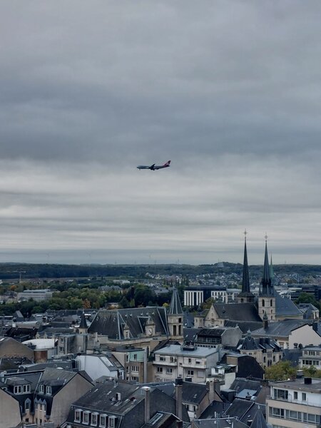Luxemburg City locatie centrala clienti fideli care asteapta sa te cunoasca